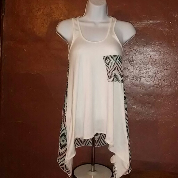 Tops - Flowy tank top